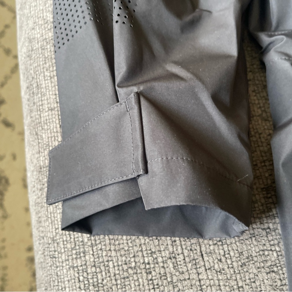 Burberry Performance Jacket - image 5